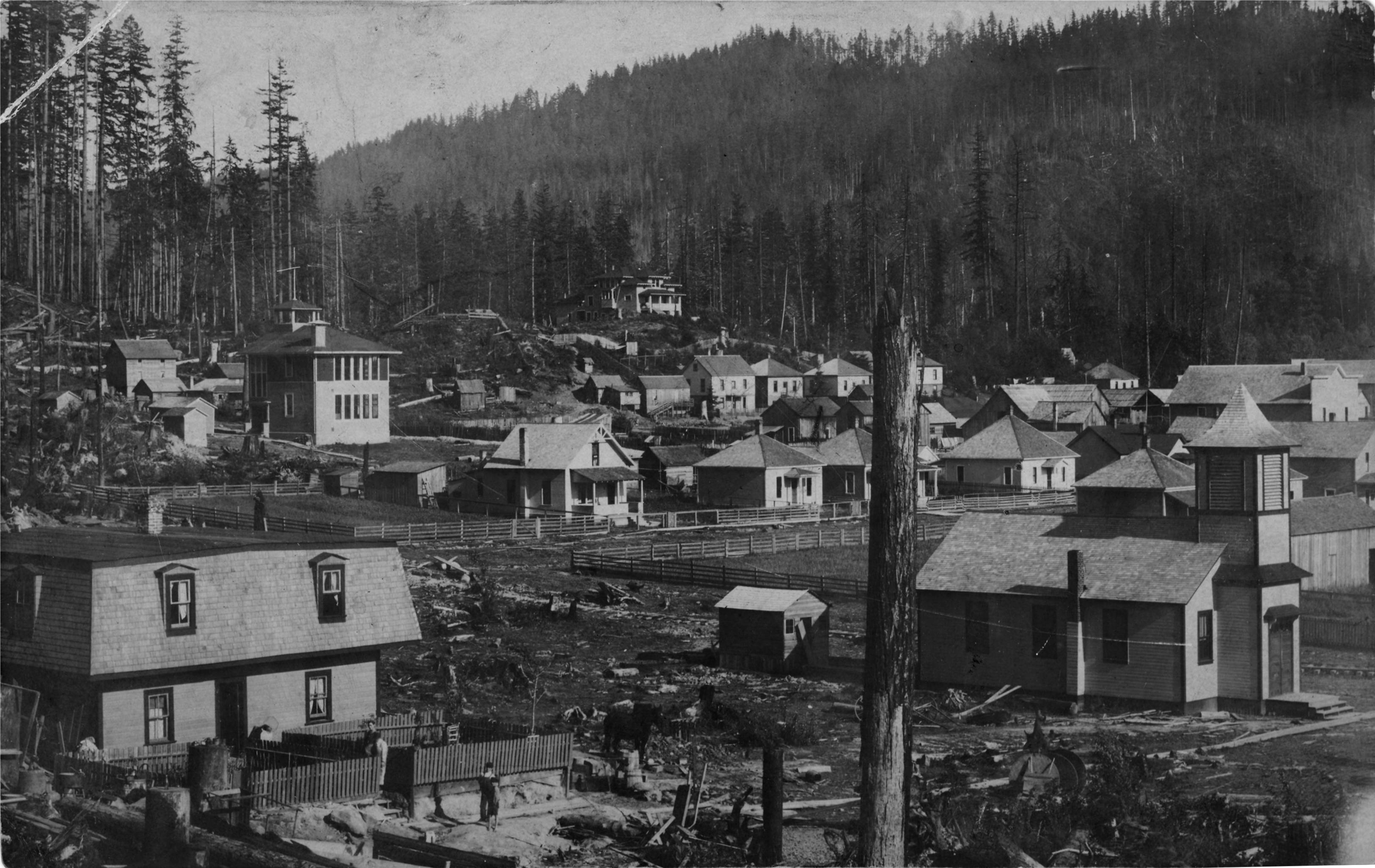 Mineral Lake The Gem Of The Northwest